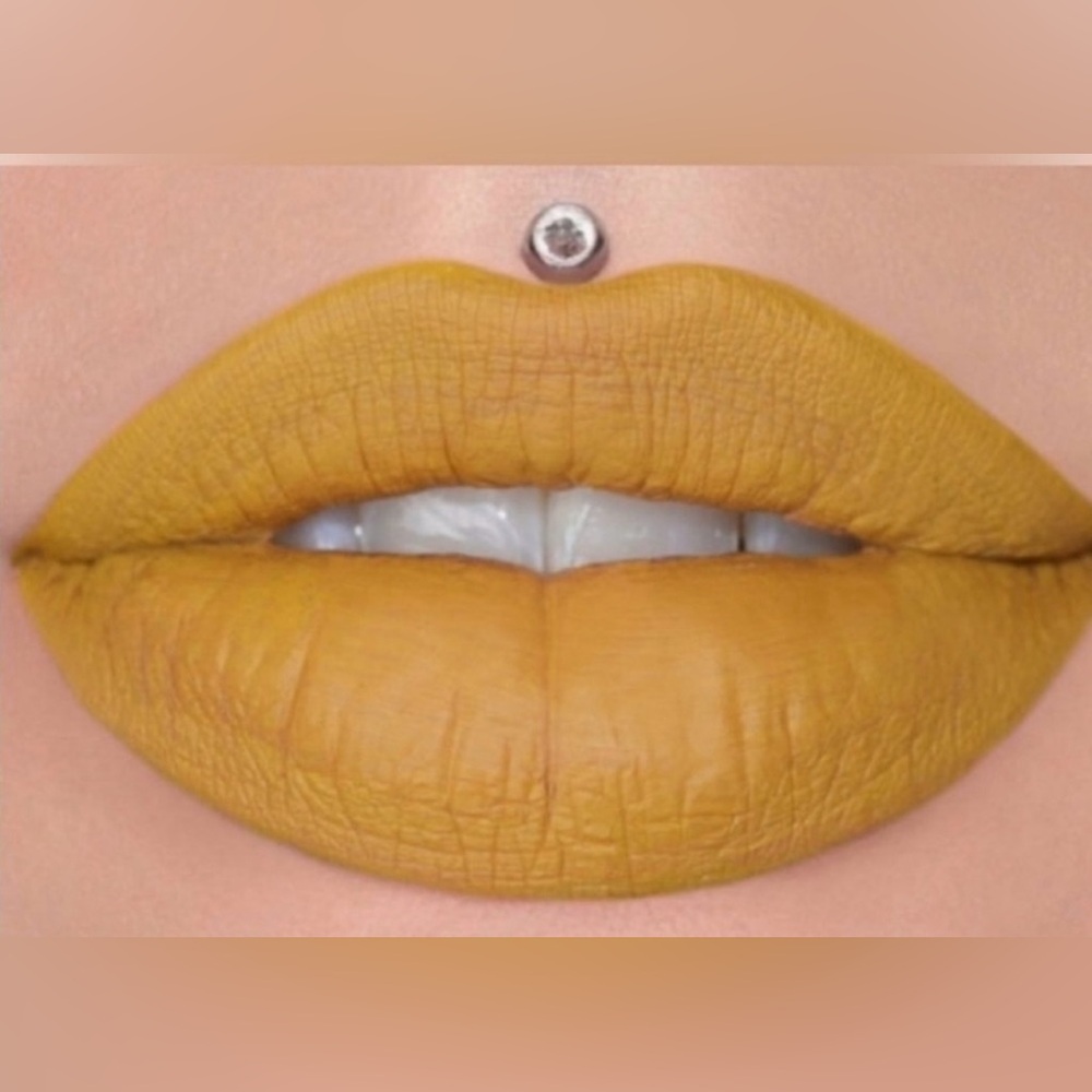 325––NEW Jeffree Star Cosmetics Velvet Trap Lipstick—PSYCHEDELIC WITCH